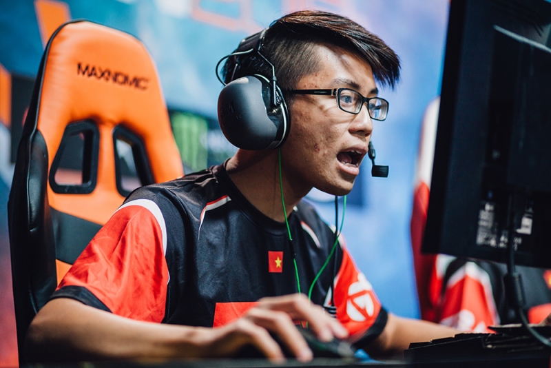 Tuyển thủ CSGO Việt xuất ngoại thi đấu