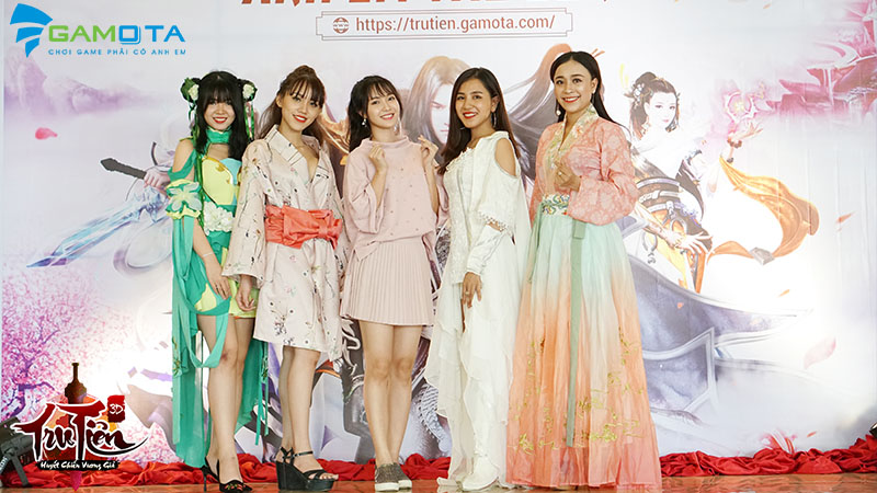 TT3D-Jang-Mi-song-ca-cung-game-thu-thumb